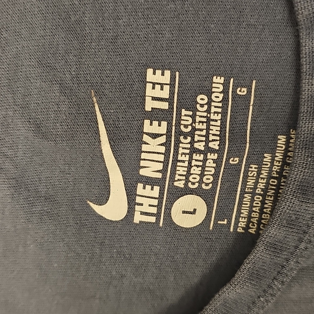 Kobe Bryants Limited Nike Mens Graphic Shirt - Picture 4 of 5